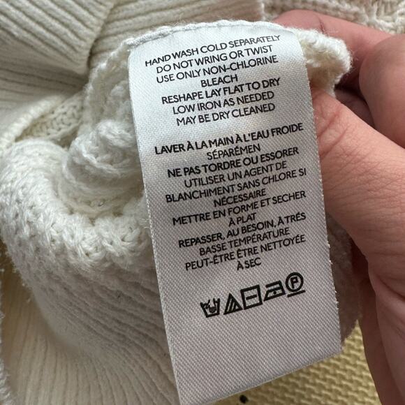 Anthropologie Maeve Embroidered Strawberry Sweater Cotton Size XS Square Neck - Picture 13 of 13